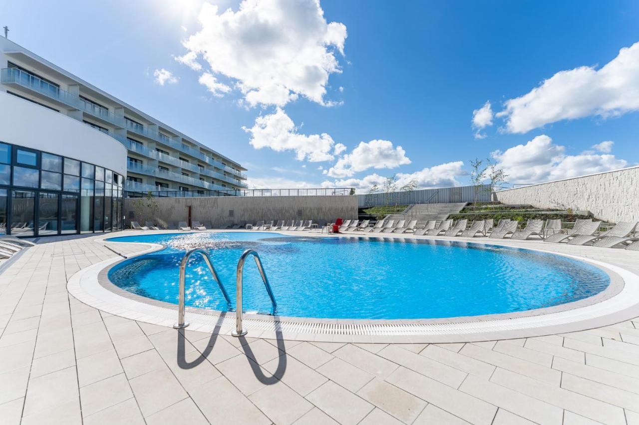 Polanki Aqua Nielimitowany Dostep Do Basenow Parking Free Apartment Kolobrzeg Ngoại thất bức ảnh