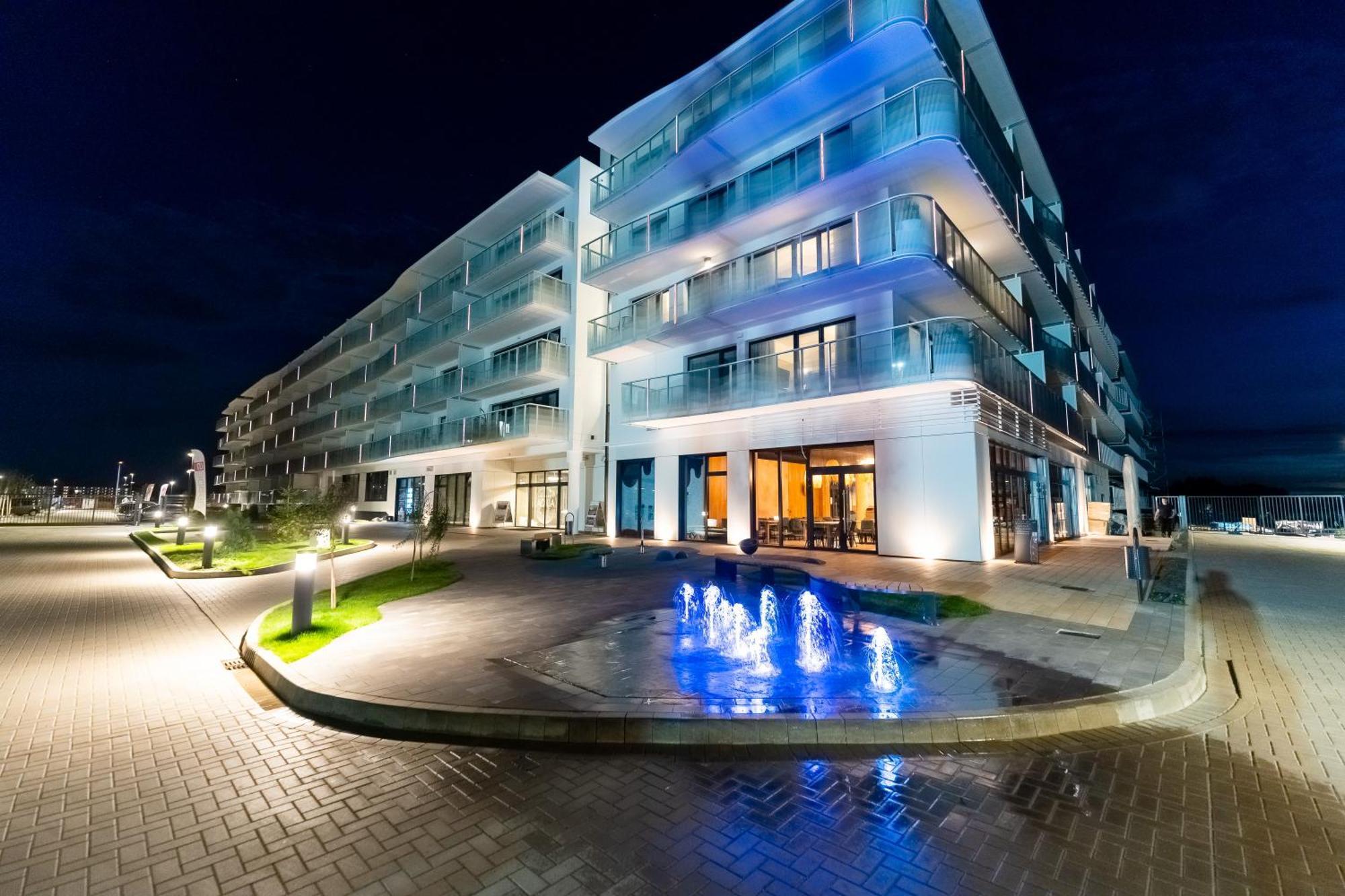 Polanki Aqua Nielimitowany Dostep Do Basenow Parking Free Apartment Kolobrzeg Ngoại thất bức ảnh