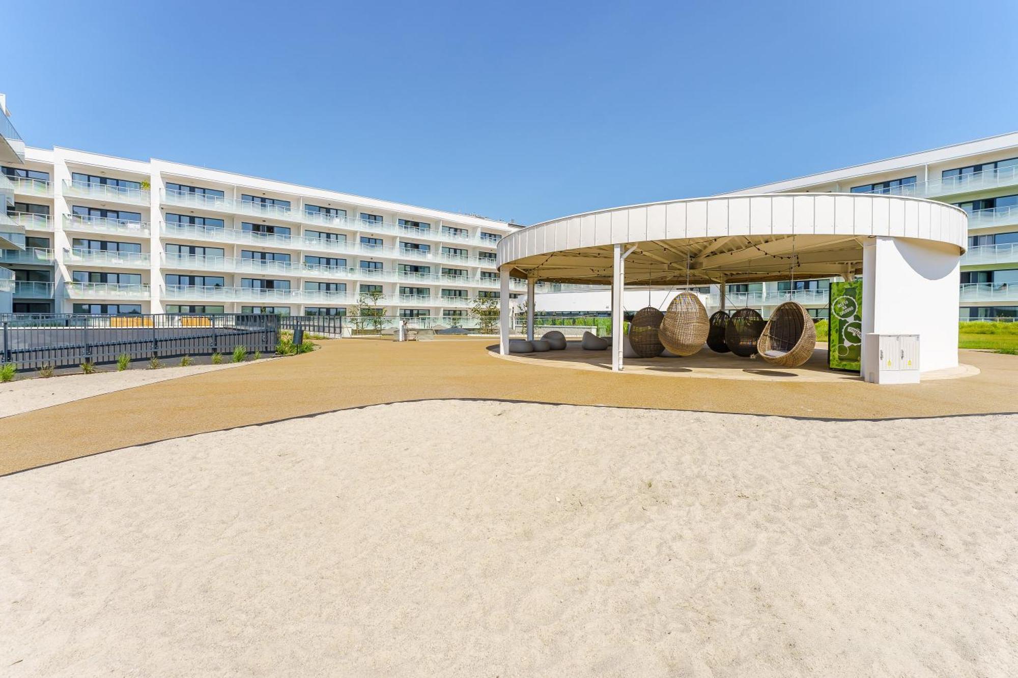 Polanki Aqua Nielimitowany Dostep Do Basenow Parking Free Apartment Kolobrzeg Ngoại thất bức ảnh