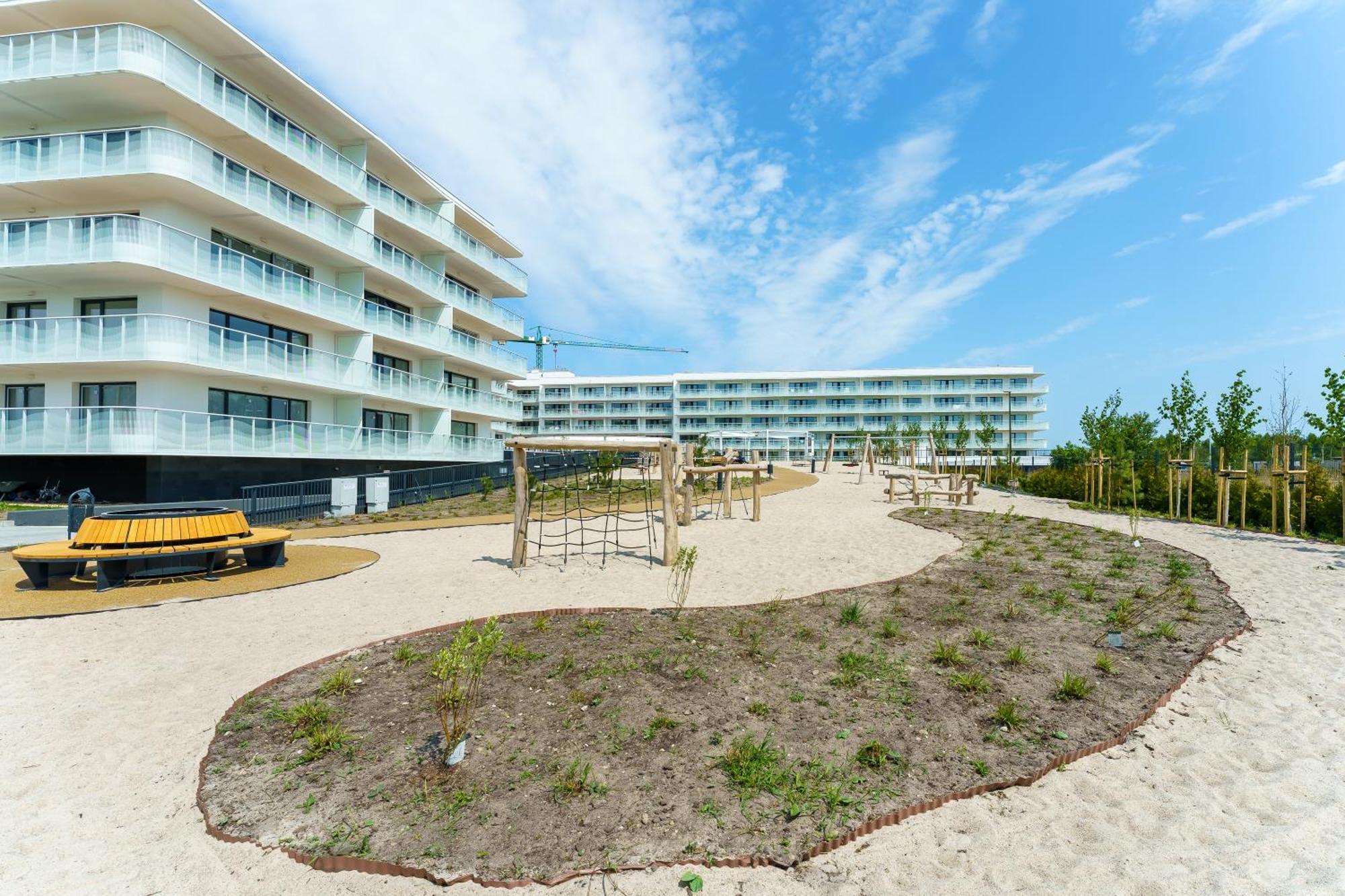 Polanki Aqua Nielimitowany Dostep Do Basenow Parking Free Apartment Kolobrzeg Ngoại thất bức ảnh